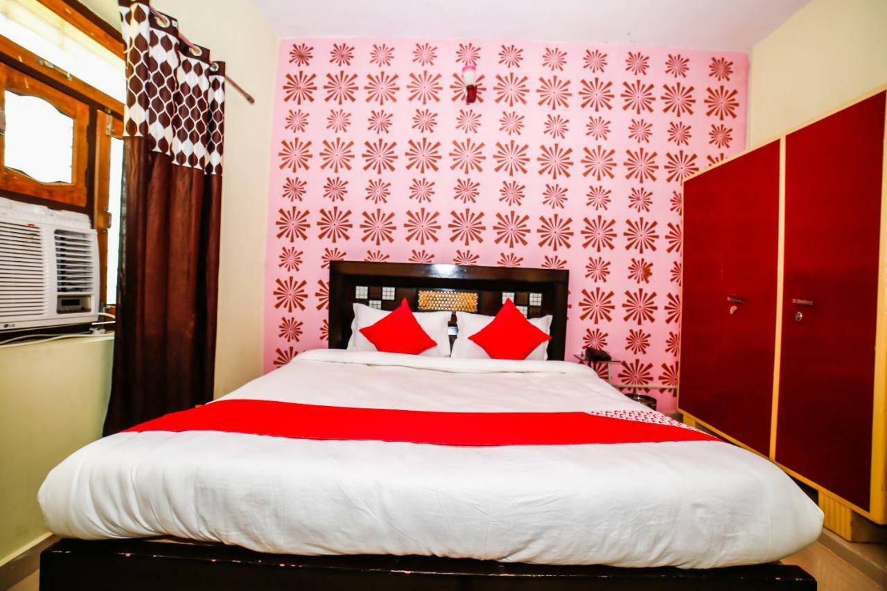 Oyo 23367 Farmsgreen Resort And Restaurant Orchha Eksteriør billede